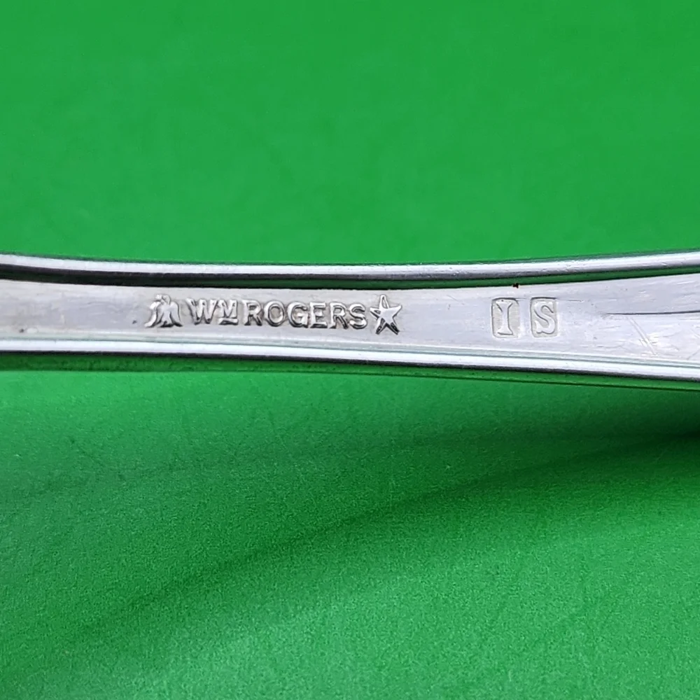 Wm Rogers 1937 Memory Hiawatha Silverplate Spoons 7.25
